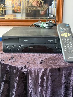 Vintage Zenith VR4126 VHS VCR VCRPlus+ Player Recorder w/ Remote Tested Working