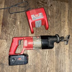 Milwaukee 18V Li-Ion Cordless SAWZALL Reciprocating Saw w/ 5.0Ah Battery & Charger