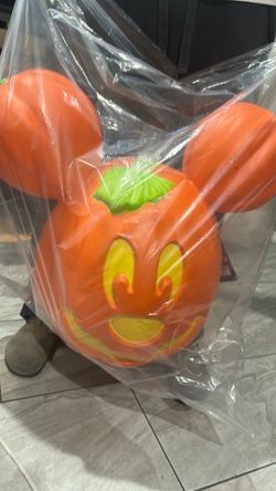 Mickey Mouse Giant Pumpkin