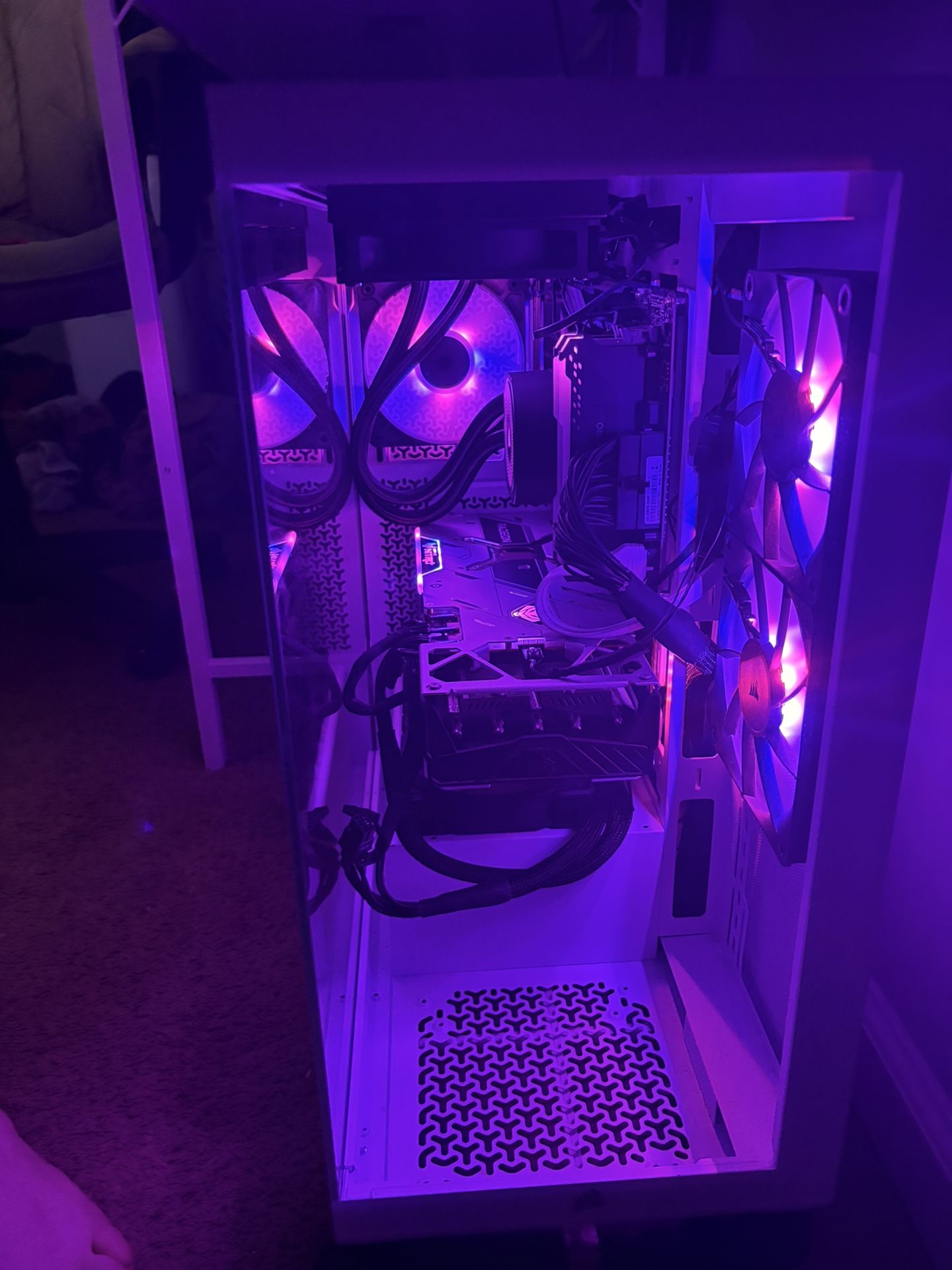 Pc With Accessories