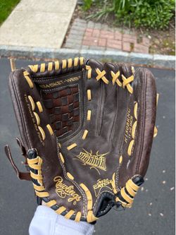 Rawlings Highlight Series H110BRNC 11 ½” Youth Baseball Glove Brown / Tan Right Hand Throw