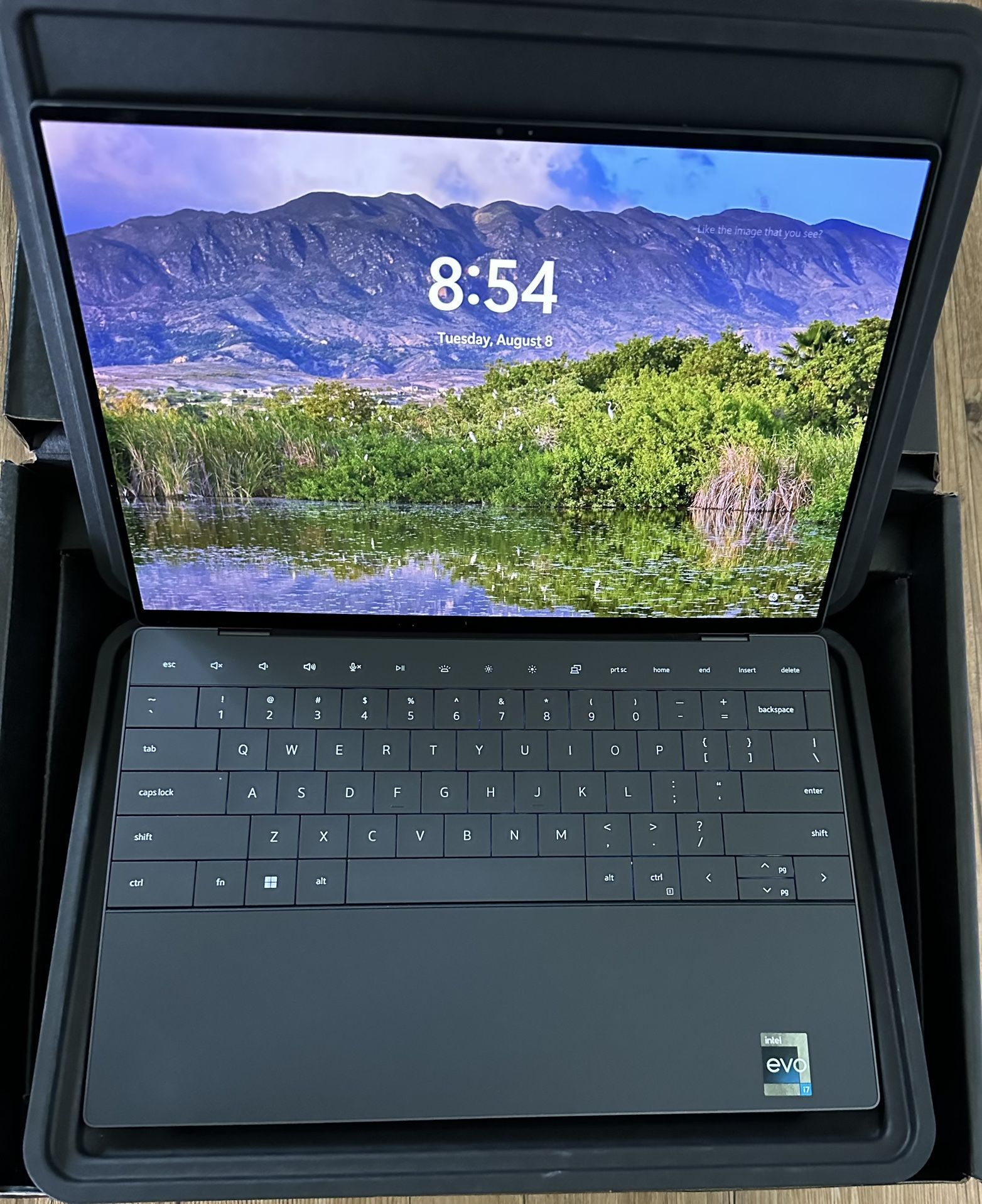 Dell - XPS 13 Plus 13.4" OLED -OPEN BOX -Touch-Screen Laptop - 12th Gen Intel Evo i7 - 32GB Memory - 1TB SSD - Black