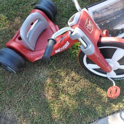 Kids Tricycle Flyer Like New