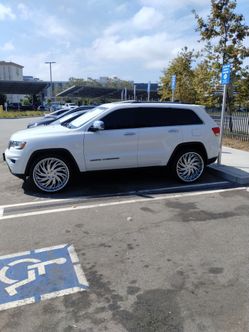2017 Jeep Grand Cherokee