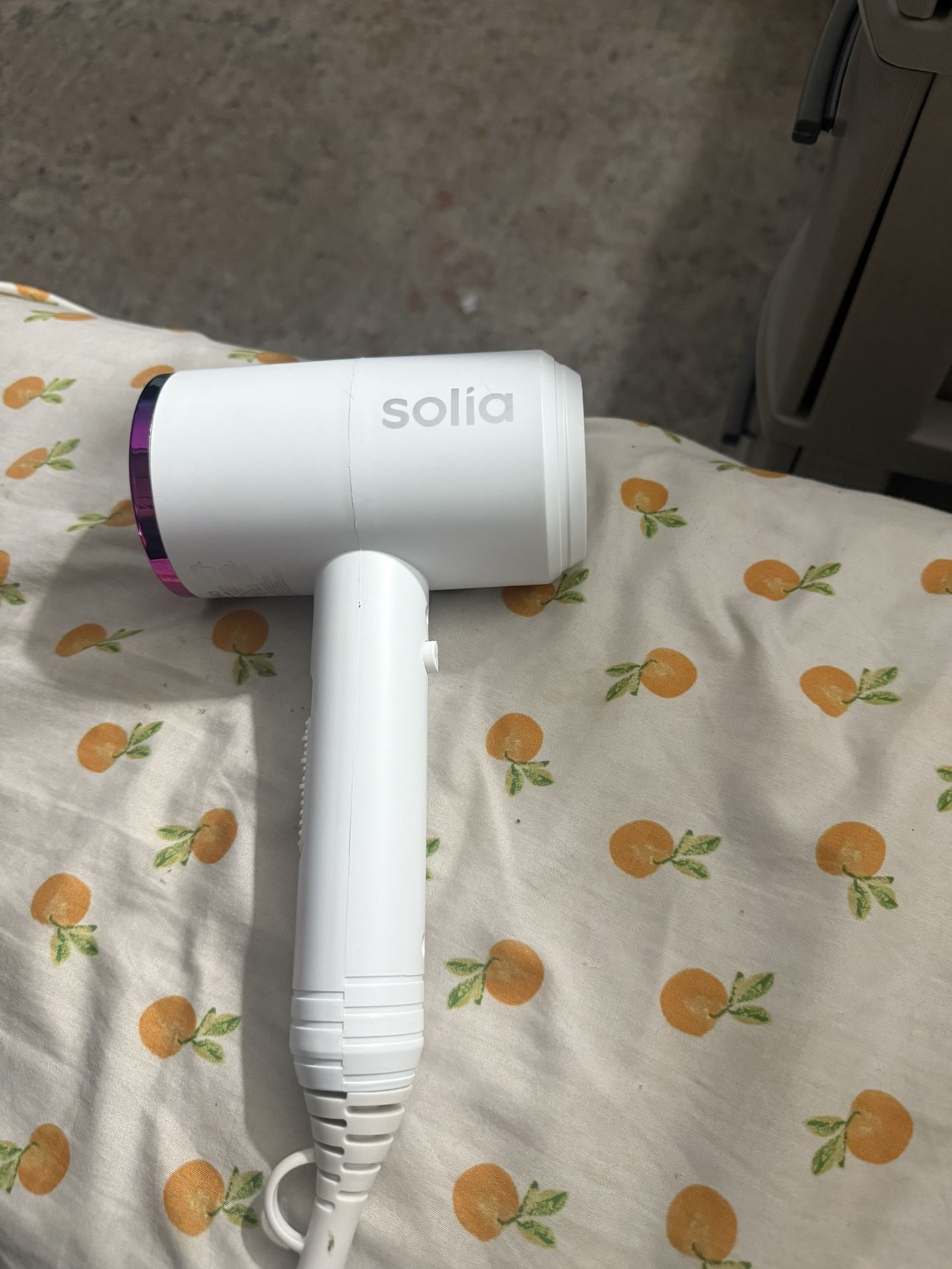 hair dyer