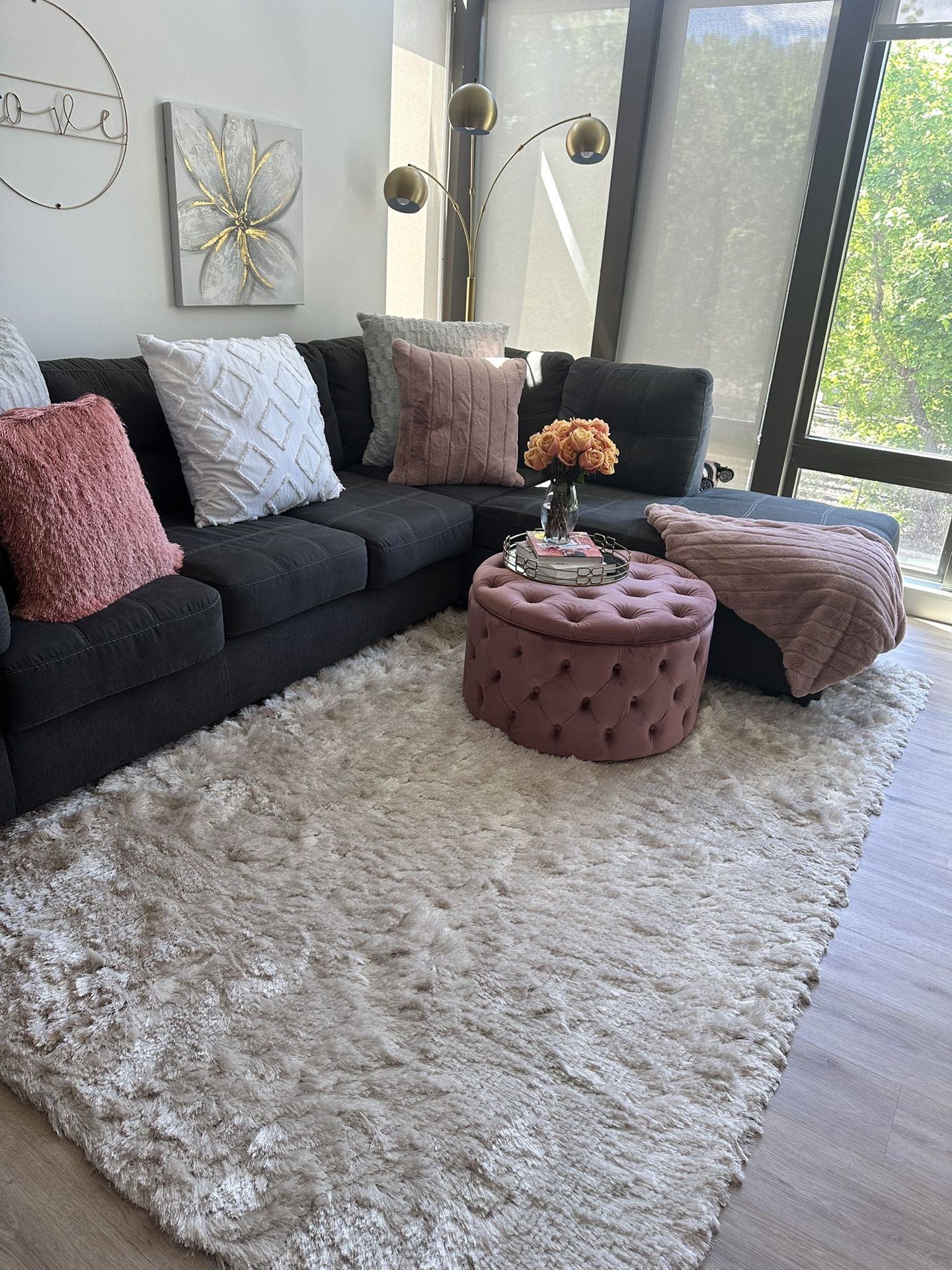 6 Seater Sectional With Chaise