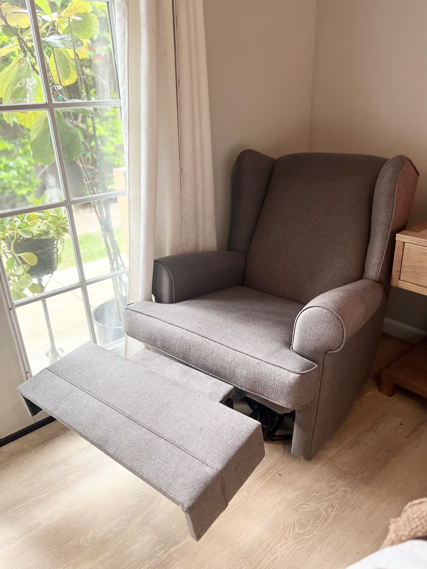 Potterybarn Swivel Recliner 