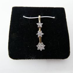 14kt Yellow Gold Bar Charm With Diamond Chips 1.2G