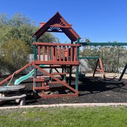 Gorilla Wooden Playset