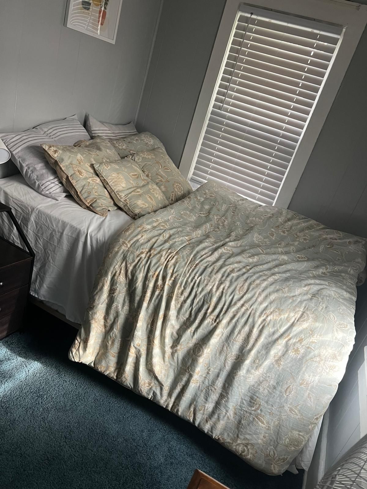 Full Size Mattress $250