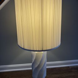 Vintage Roseart Table Lamp – Fifth Ave, N.Y. (Custom Tailored)