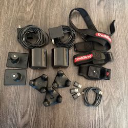 3x HTC Vive Tracker 3.0 and 2x SteamVR Base Station 2.0 Full Body Tracking Set