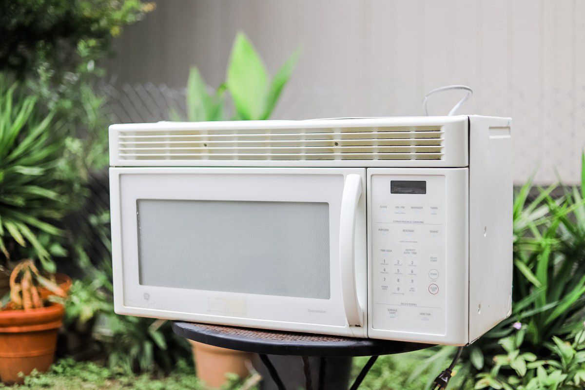 GE - LED White Over-the-Range Microwave