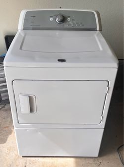 Maytag Electric Dryer Works Great