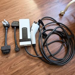 Chevrolet OEM Portable EV Charger (EVSE) – Level 1/2 | Complete Kit