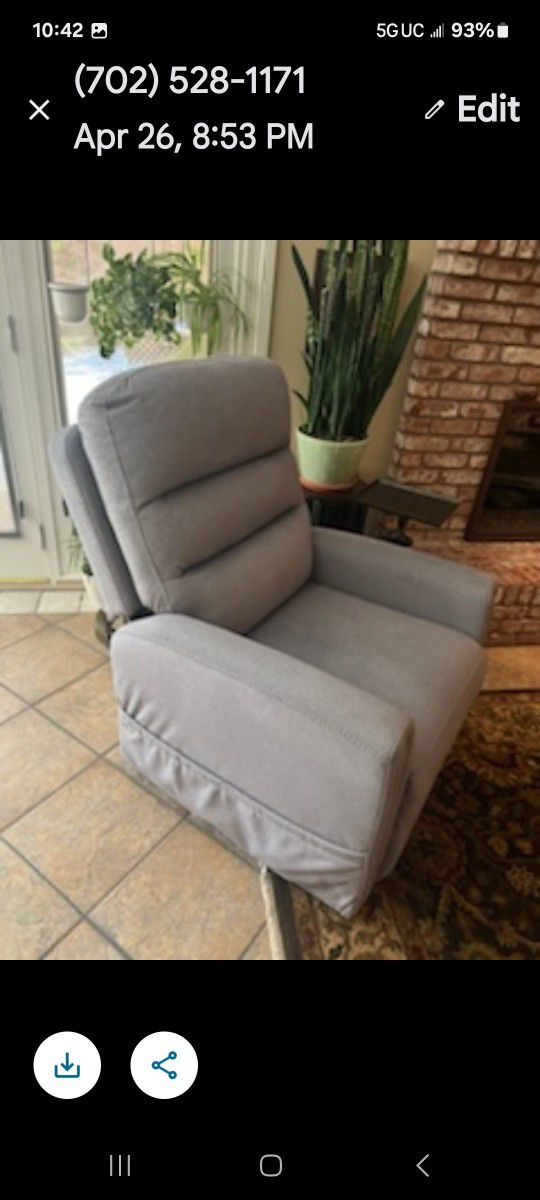 ELECTRIC LIFT CHAIR/RECLINER WITH MASSAGE