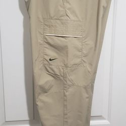 Nike Sportswear Style Essentials Utility Pants Men's Size 32 Brand NEW Authentic 