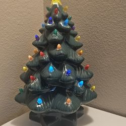 CERAMIC CHRISTMAS TREE
