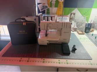 Baby Lock Applaud Coverstitch Machine