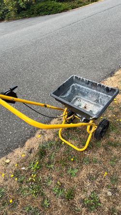 Free Weeds & fertilizer spray