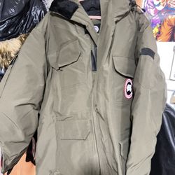 Canada Goose 4565M Men's Expedition Parka Military Green