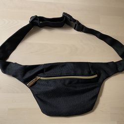 Lulu Dharma Crossover Belt Bag Zipper W Inner Pocket Black
