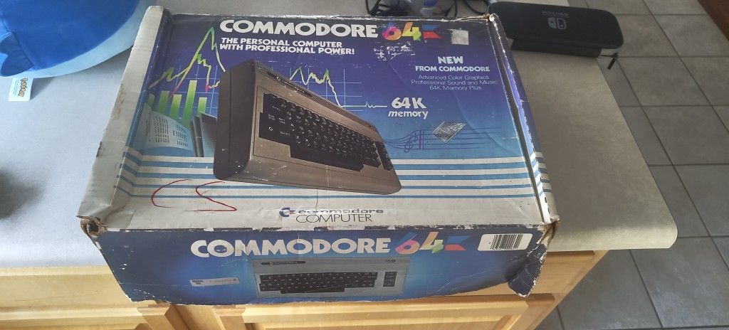 Commodore 64 Vintage Gaming Computer