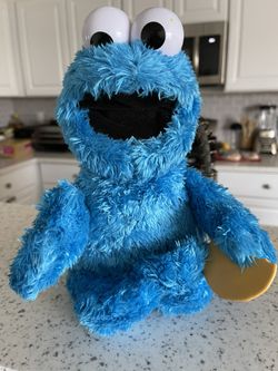 Cookie Monster Electronic Talking 2017 Hasbro