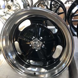 22x10.5. 22x9.   5x127.      