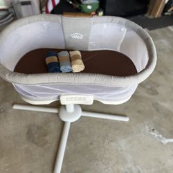Halo Bassinet Swivel Sleeper