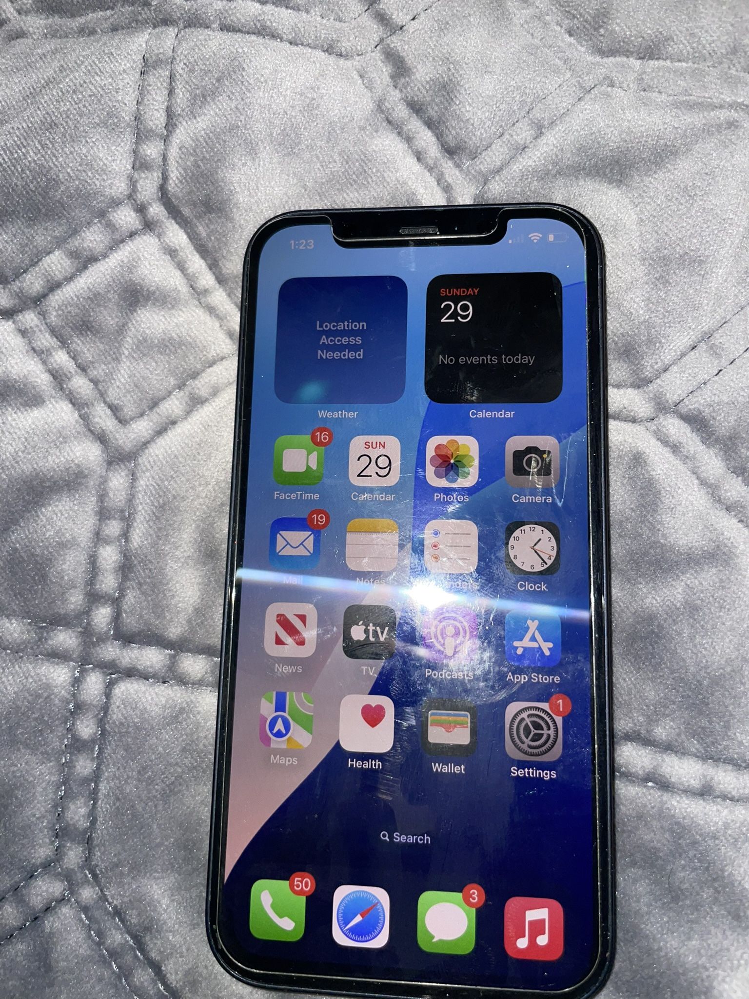 iPhone 12