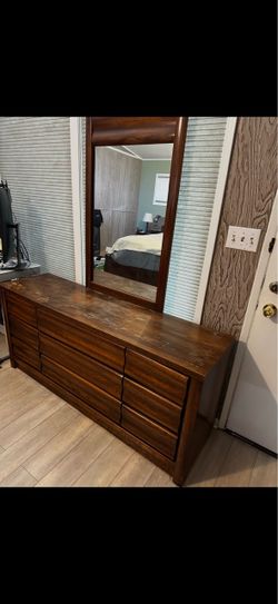 Dresser for free