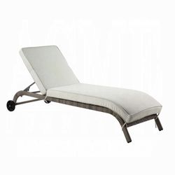 OUTDOOR PATIO SUN LOUNGE CHAIR POOLSIDE