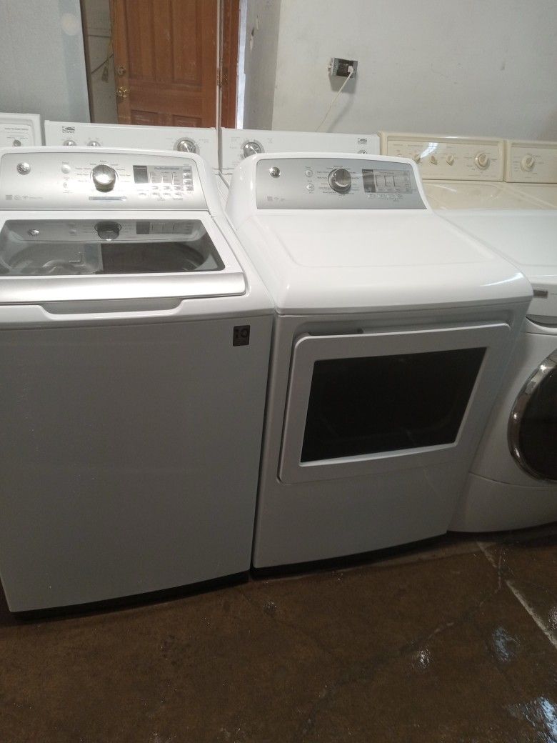 Beautiful GE Washer And Dryer Huge Capacity Free Delivery Vancouver Area I'm Not Sure
