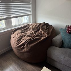Extra-large bean bag chair