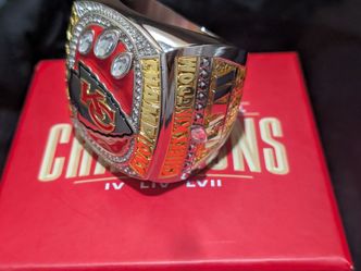 BEST PRICE ! 3 FOR $250 PATRICK MAHOMES OFFICIAL