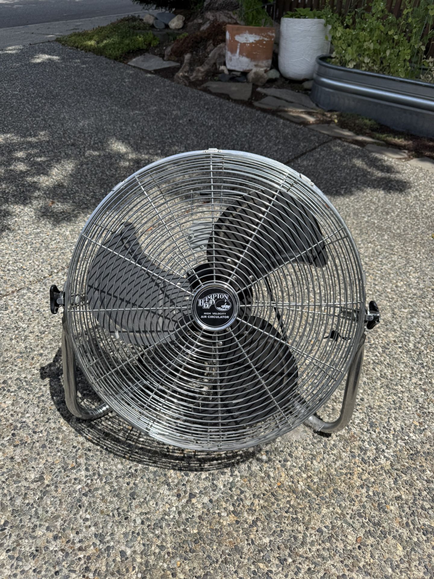 Hampton Bay 3 Speed Hugh Velocity Fan, Missing Knob
