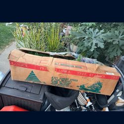 4.5FT. VERMONT SPRUCE