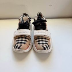 Used Women's Shoes - US Size 7