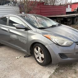 2013 Hyundai Elantra 1.8L For Parts