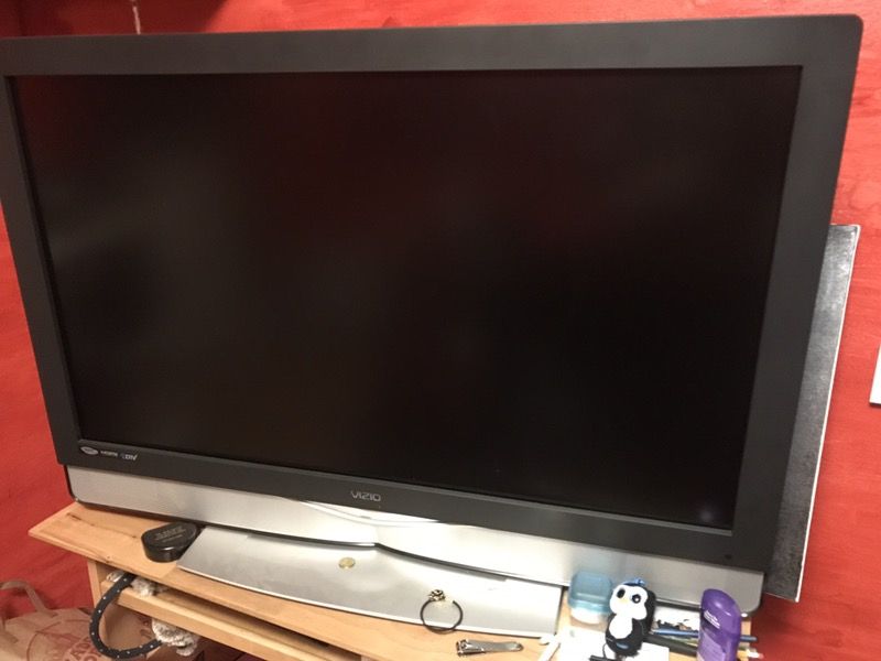 42" Visio TV