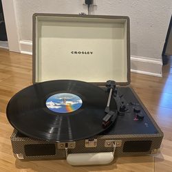 Crosley CR500D-TW Record Player