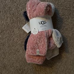 3 Pairs Of Ugg Socks Brand New 