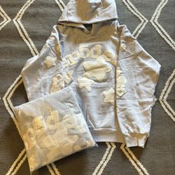 Spider Grey Beluga Hoodie