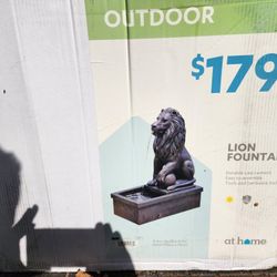 Brand New Large Lion Water Garden Fountain 31x27x14