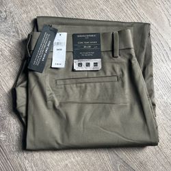 Banana Republic Core Temp Chino