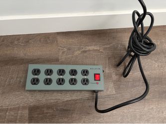 Q=2, powe stripes ; BELKIN F9D1000-15 POWER STRIP 10 OUTLET 1800W SURGE PROTECTOR 15 FT CORD TESTED
