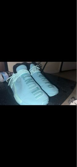 Human races shoes