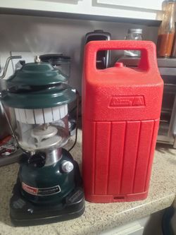 Coleman Adjustable Gasoline Lantern 1987