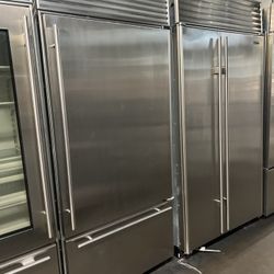 Sub Zero 36”Wide Built In Bottom Freezer Refrigerator In Stainless Steel